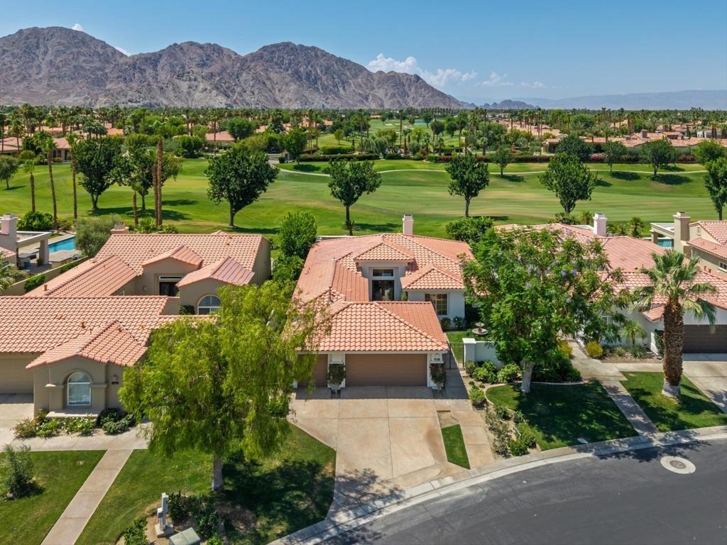 57461 Spanish Hills Lane - Photo 2