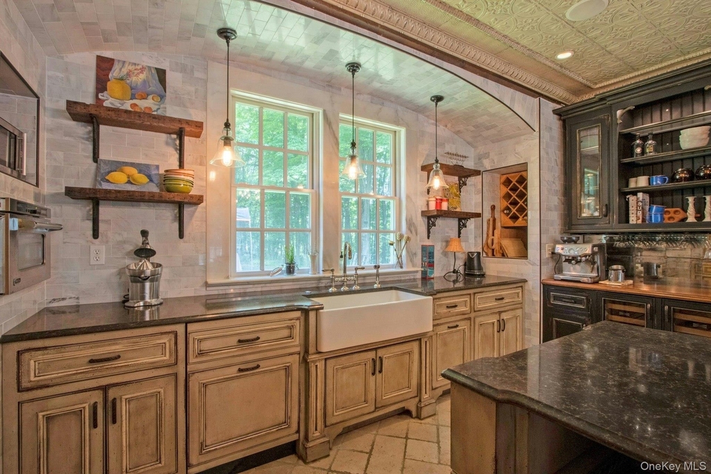 314 Haverstraw Road - Photo 11