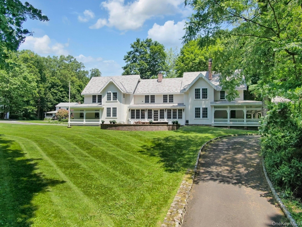 314 Haverstraw Road - Photo 0