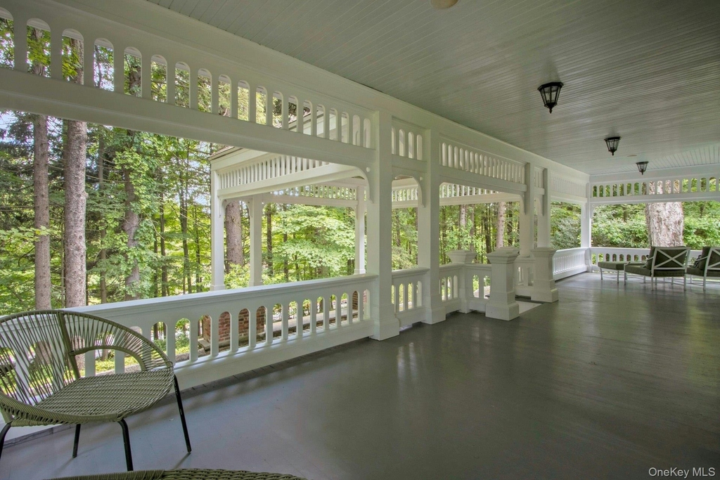 314 Haverstraw Road - Photo 36
