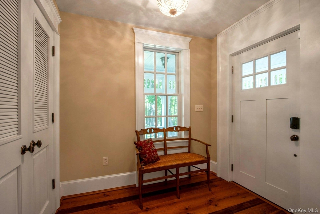 314 Haverstraw Road - Photo 4