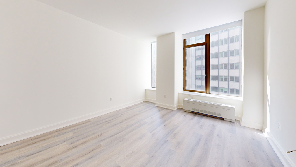 10 Hanover Square - Photo 2