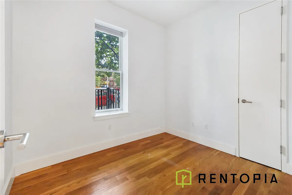 127 Lefferts Place - Photo 3