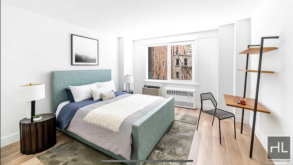 East 34th Street - Photo 5
