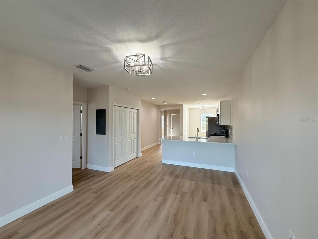 10336 Pendleton Avenue - Photo 5