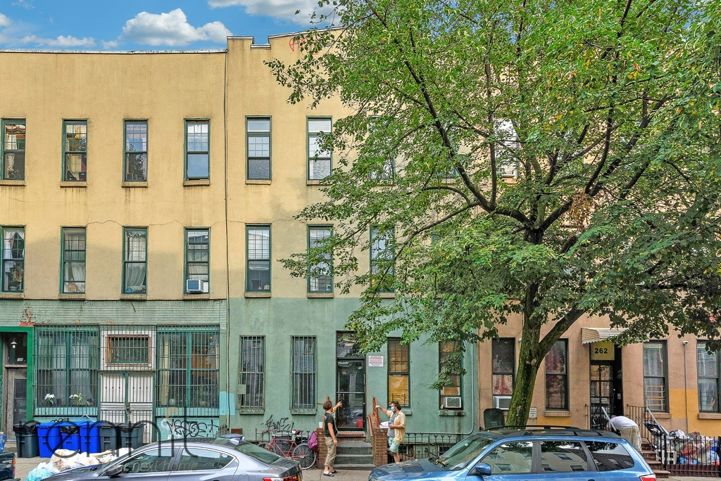 264 Himrod Street - Photo 12