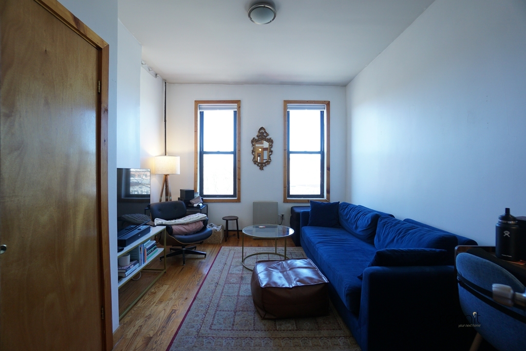 420 Melrose Street - Photo 11