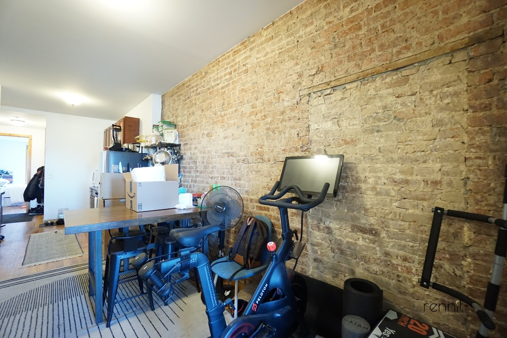 420 Melrose Street - Photo 3