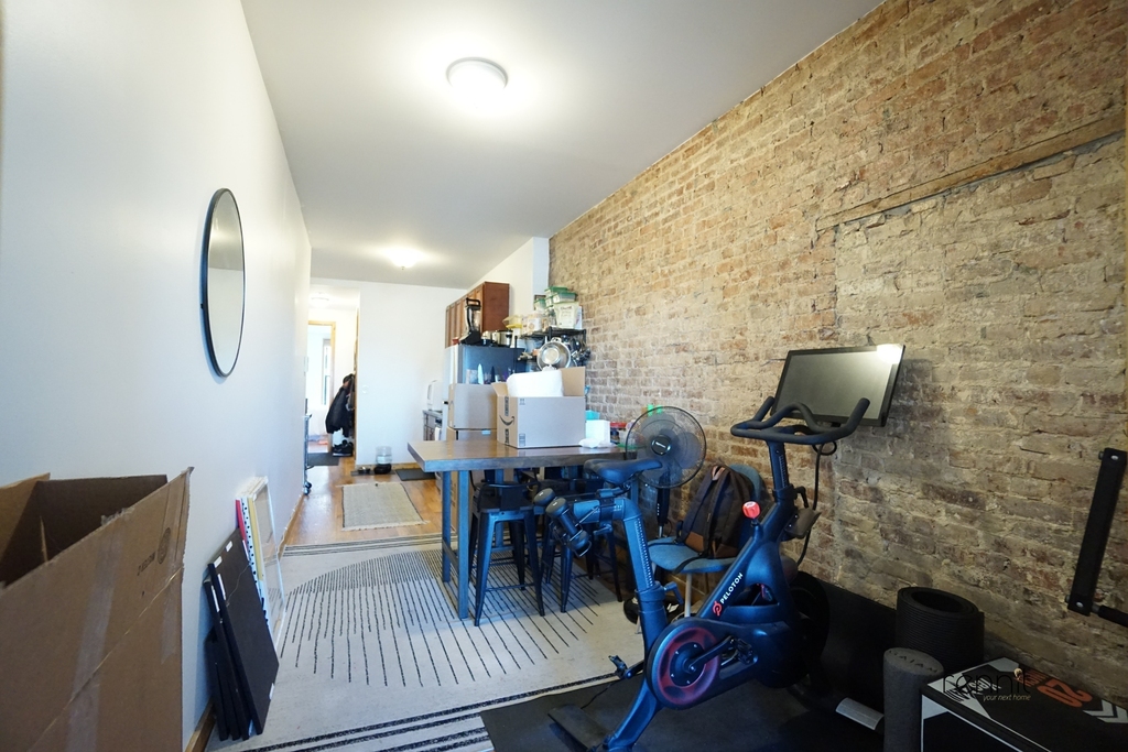 420 Melrose Street - Photo 10