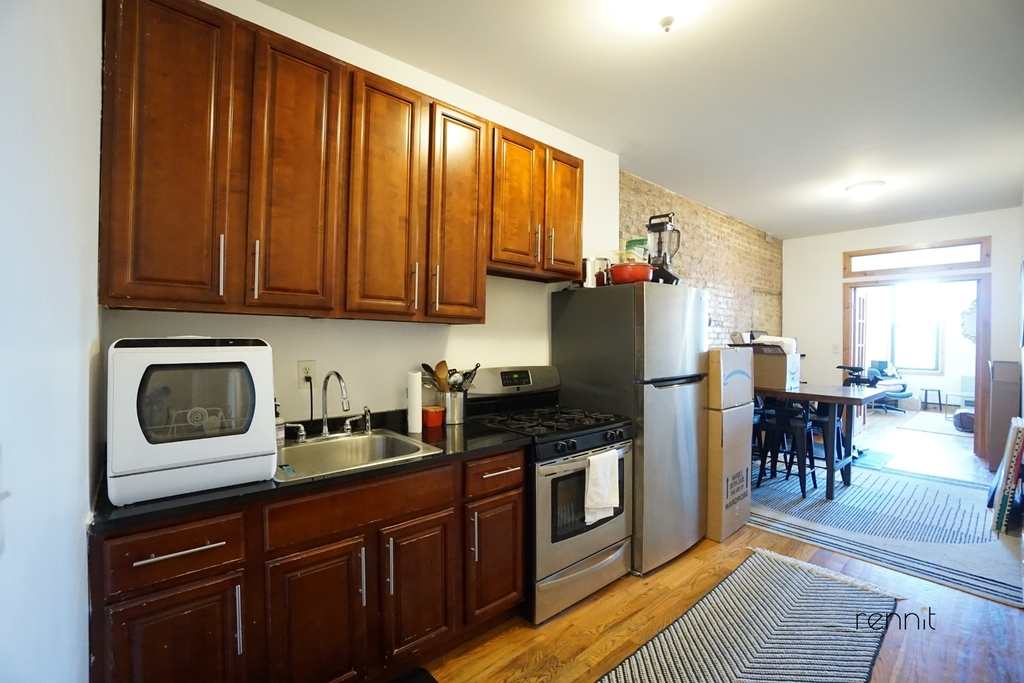 420 Melrose Street - Photo 2