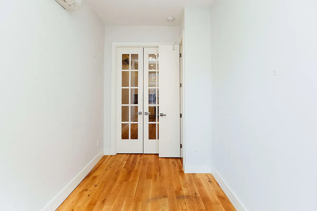 184 Suydam Street - Photo 6