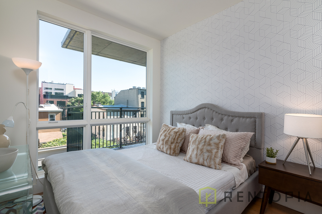 824 Lexington Avenue - Photo 7
