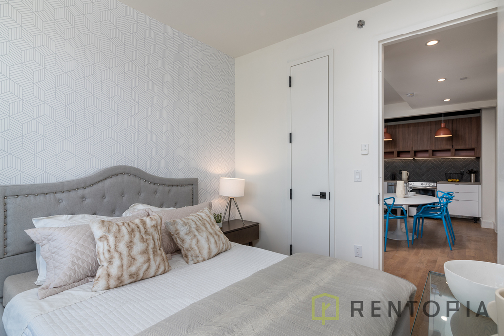 824 Lexington Avenue - Photo 8