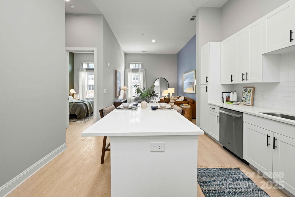 9035 Lindholm Drive - Photo 3