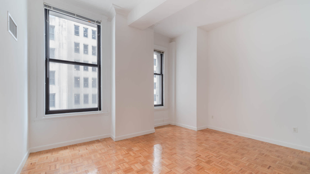 71 Broadway - Photo 18