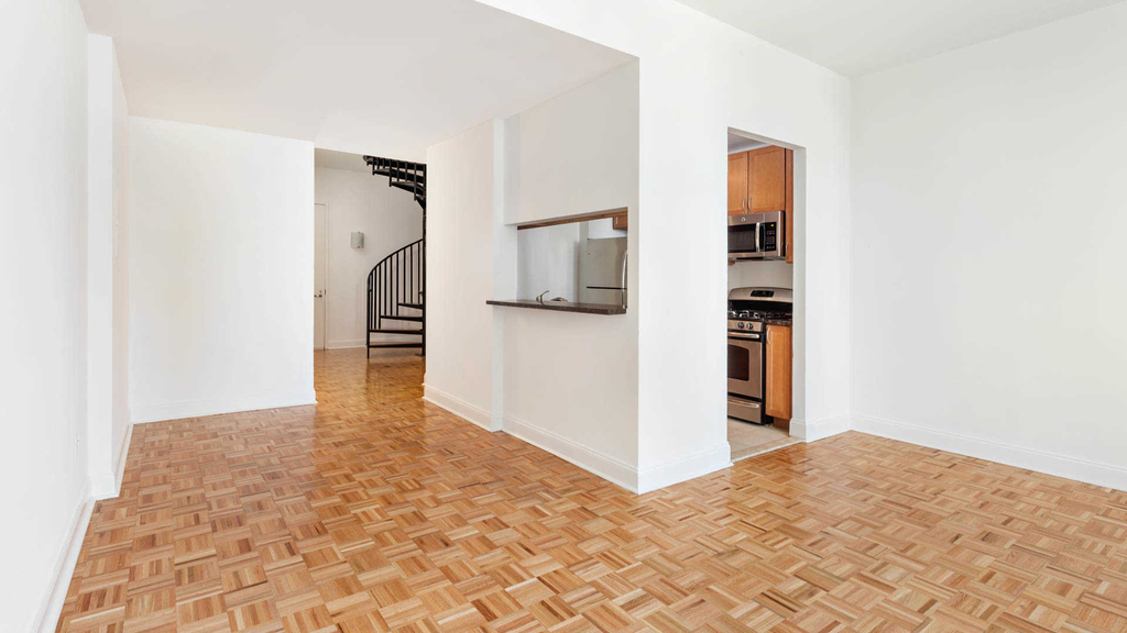 71 Broadway - Photo 45