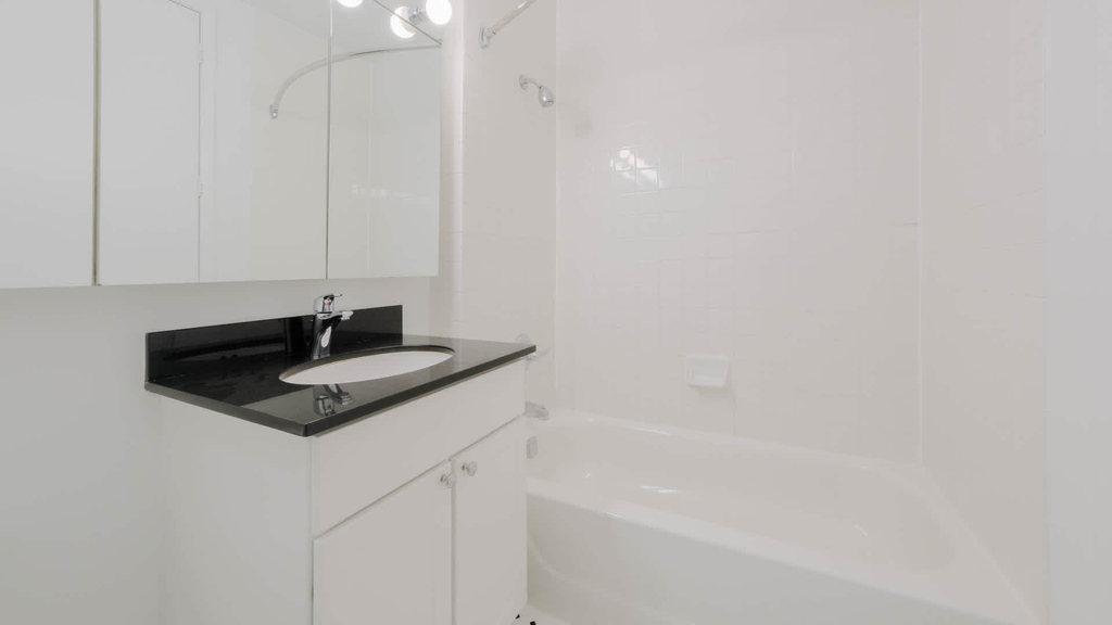 71 Broadway - Photo 68