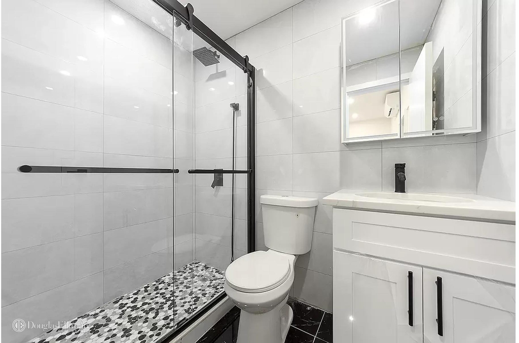 29 Park St - Photo 2