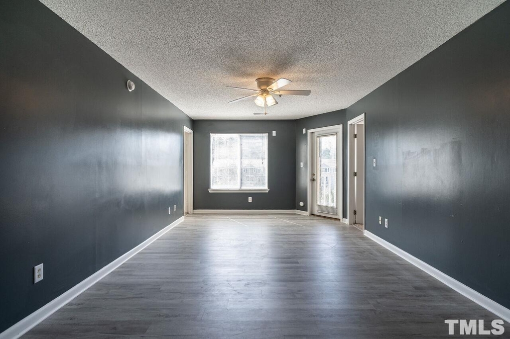 1230 University Court - Photo 5