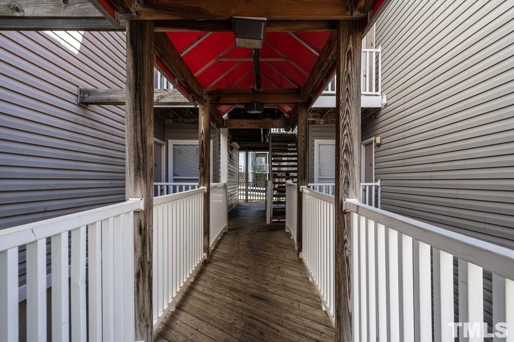 1230 University Court - Photo 3