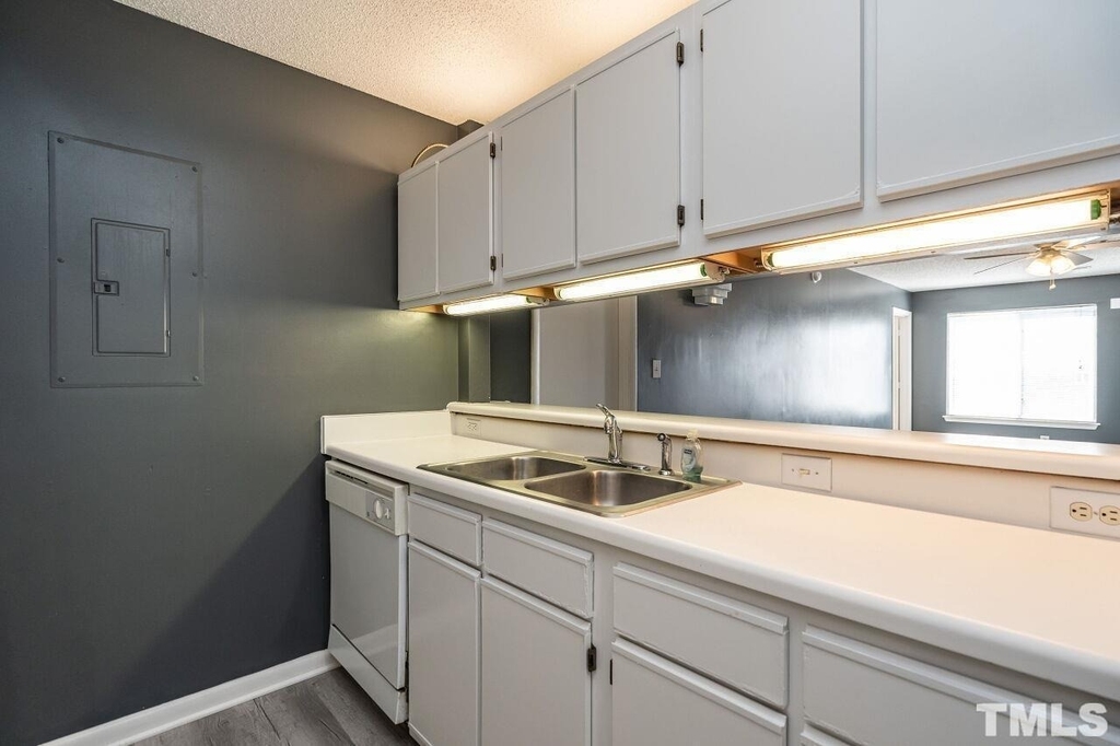 1230 University Court - Photo 13
