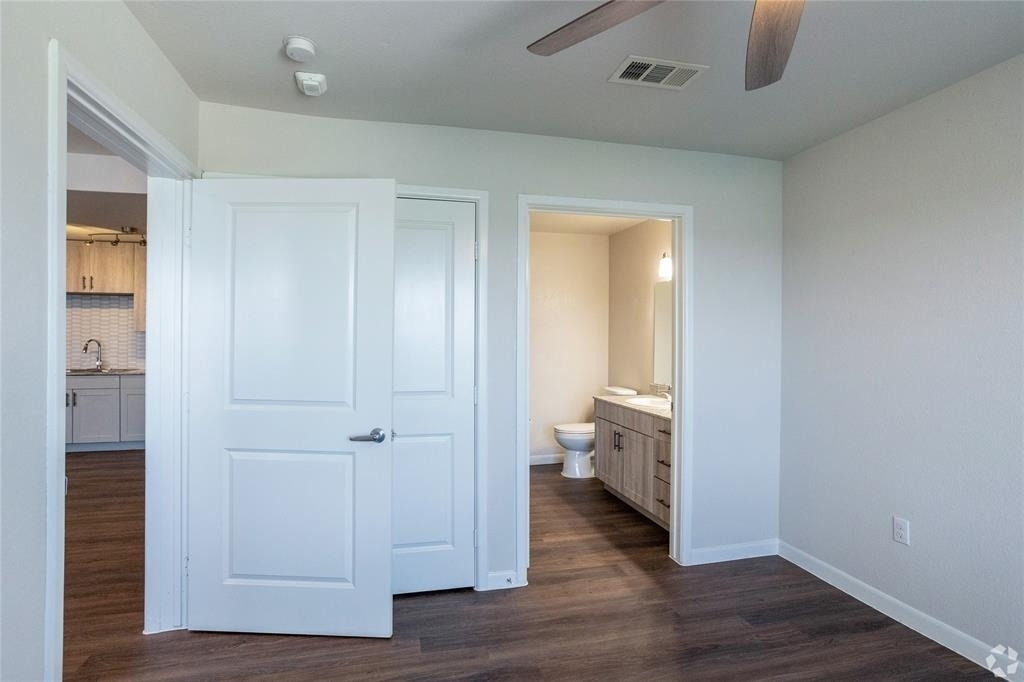 3300 Oak Creek Drive - Photo 24