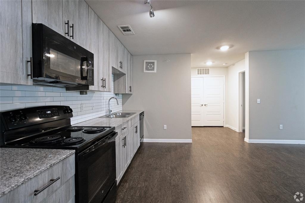 3300 Oak Creek Drive - Photo 17