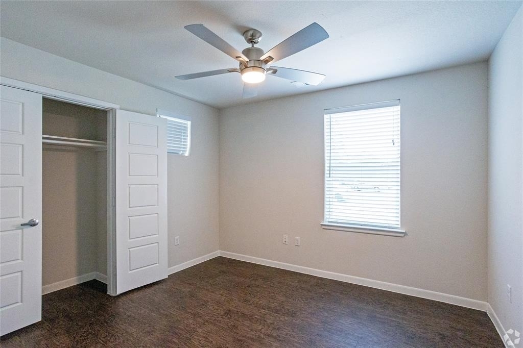 3300 Oak Creek Drive - Photo 16
