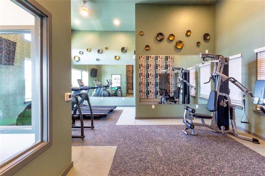 1200 W Koenig Lane Street - Photo 6