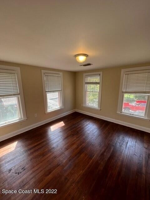 10 Olive Street - Photo 10