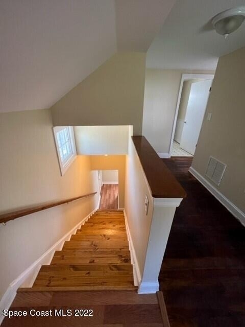 10 Olive Street - Photo 13