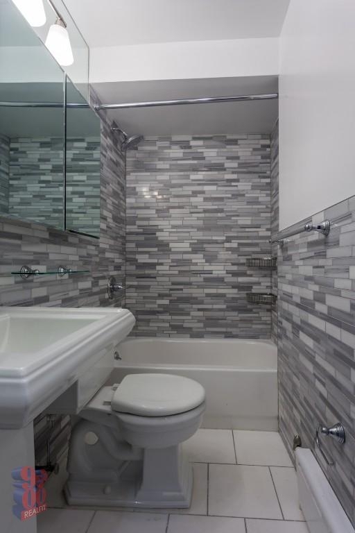 213 East 26th Street - Photo 5