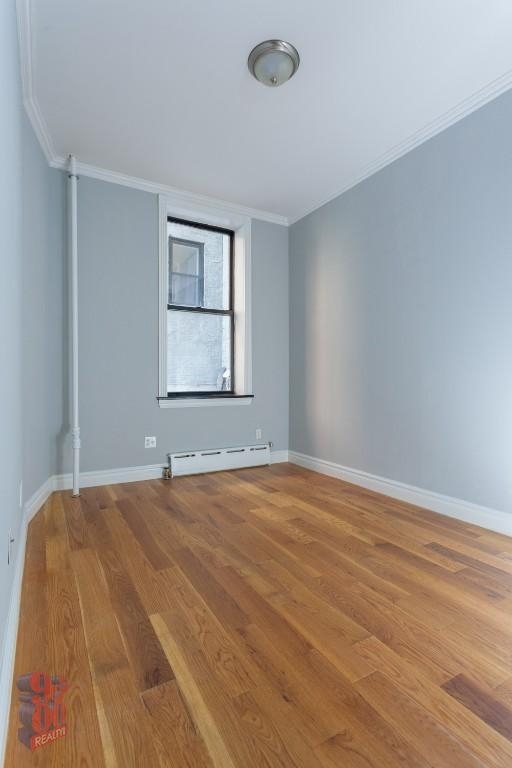 213 East 26th Street - Photo 4