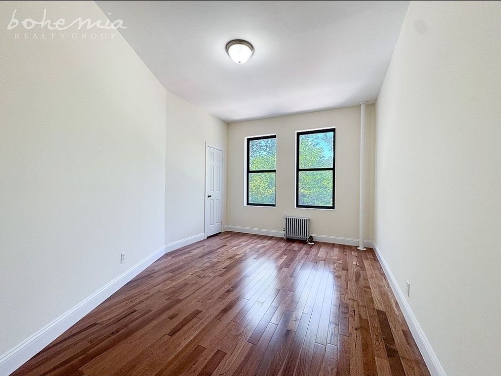 910 Riverside Drive - Photo 7
