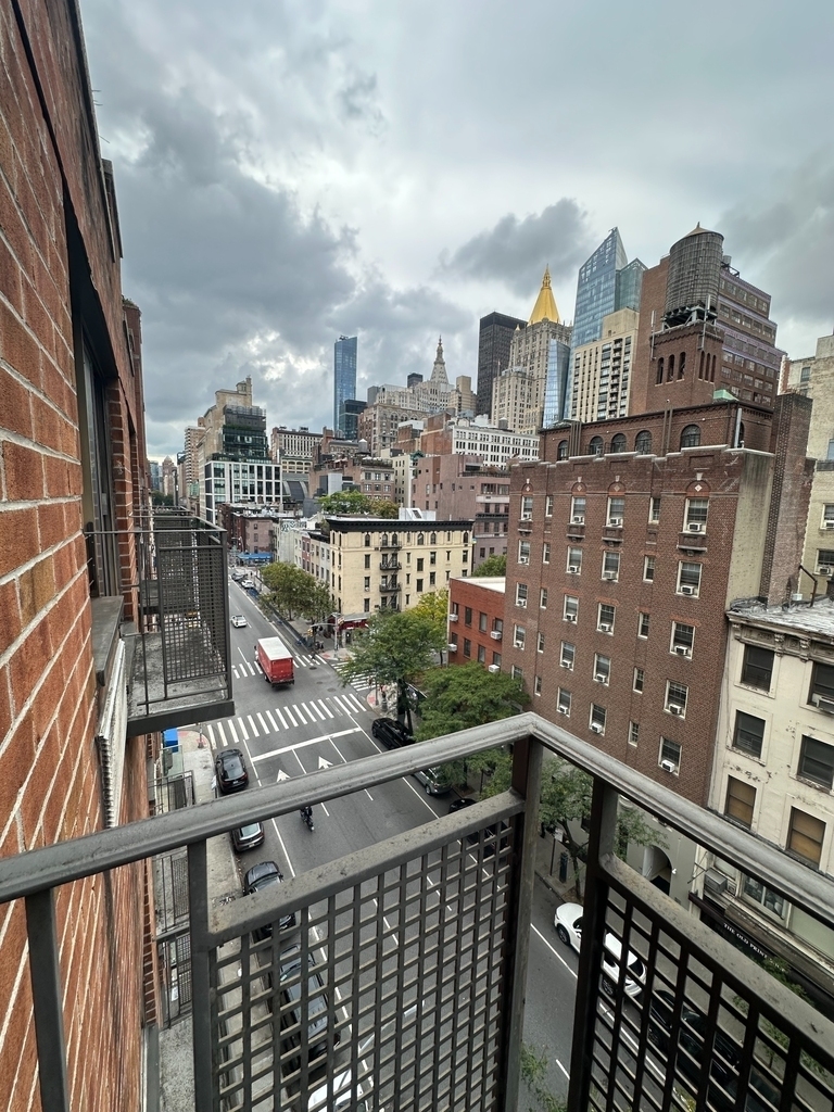 151 Lexington Avenue - Photo 8