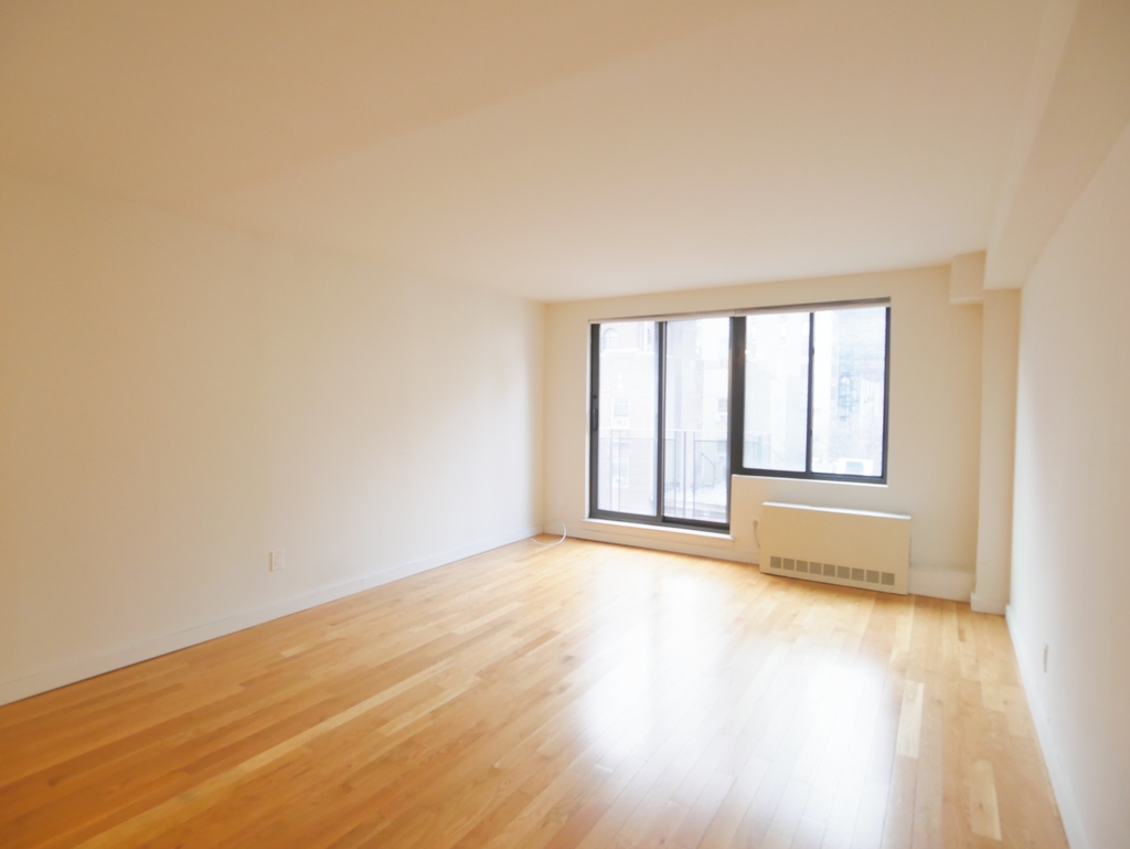 151 Lexington Avenue - Photo 1