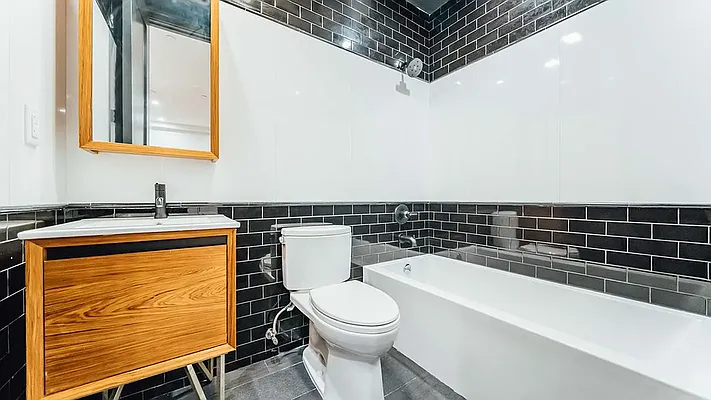 435 Wilson Street - Photo 5
