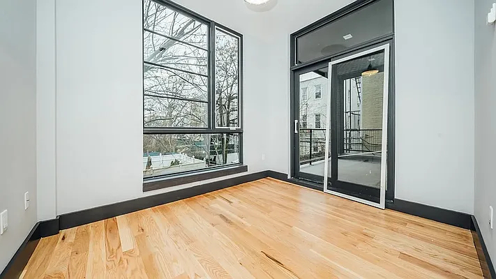 435 Wilson Street - Photo 3