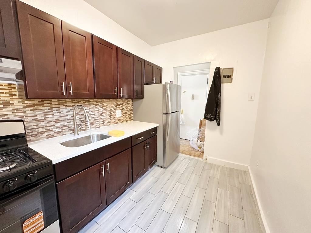 8630 23rd Avenue - Photo 6