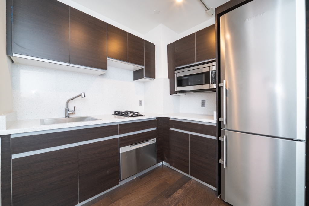 116 John Street - Photo 3