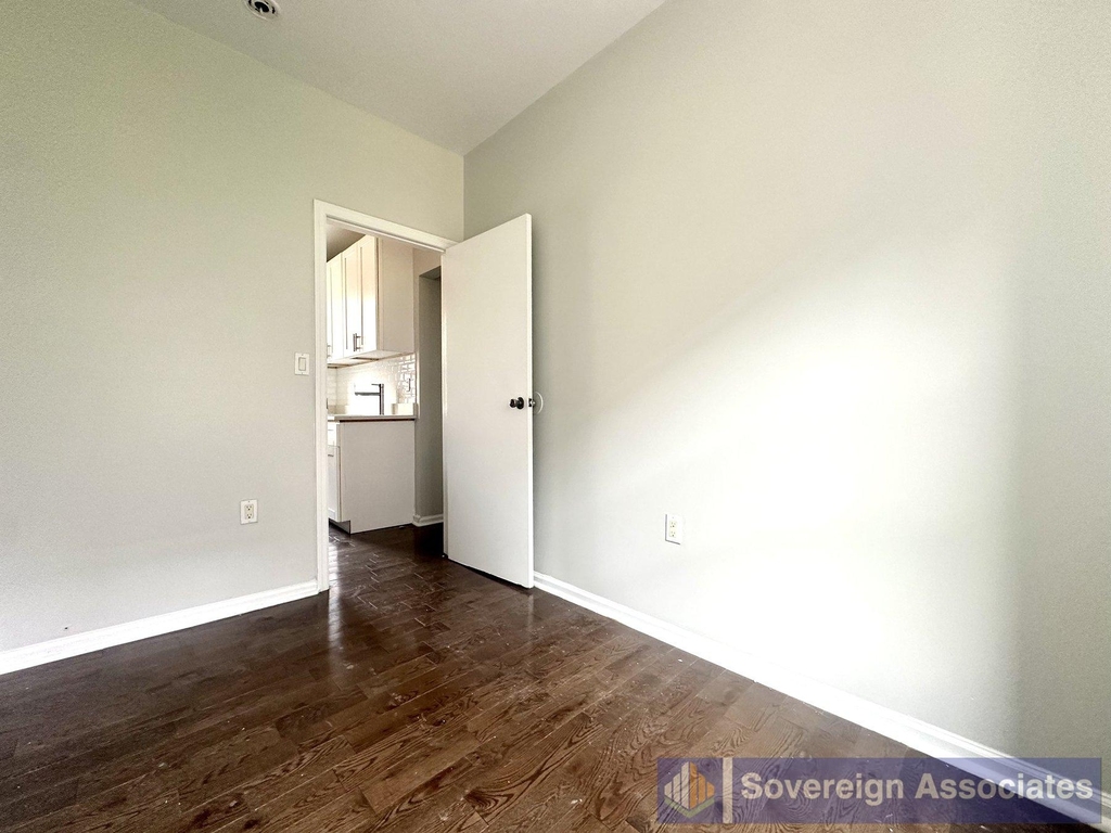 2254 5th Avenue - Photo 11