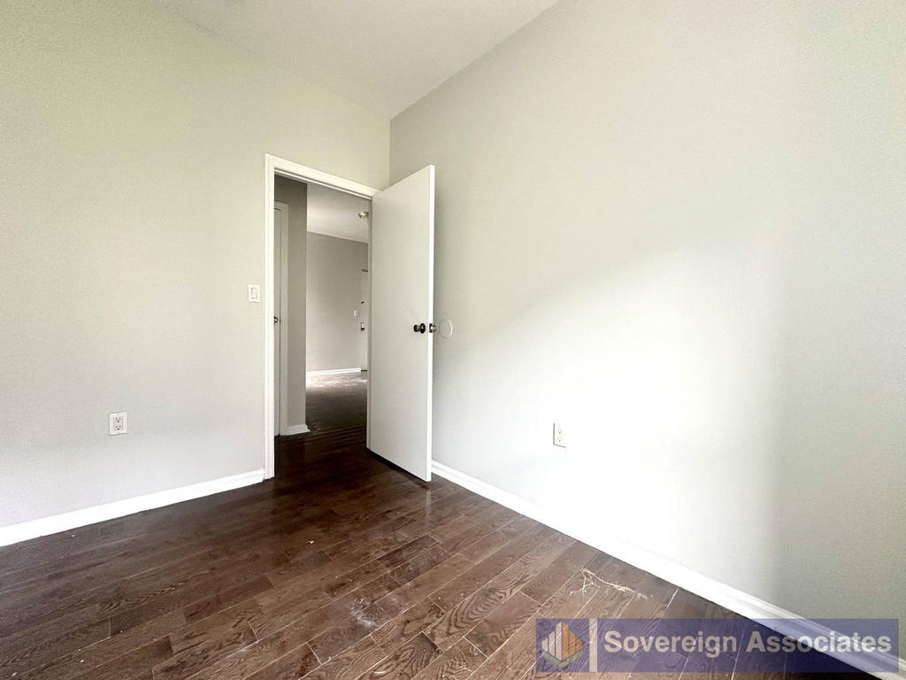 2254 5th Avenue - Photo 7