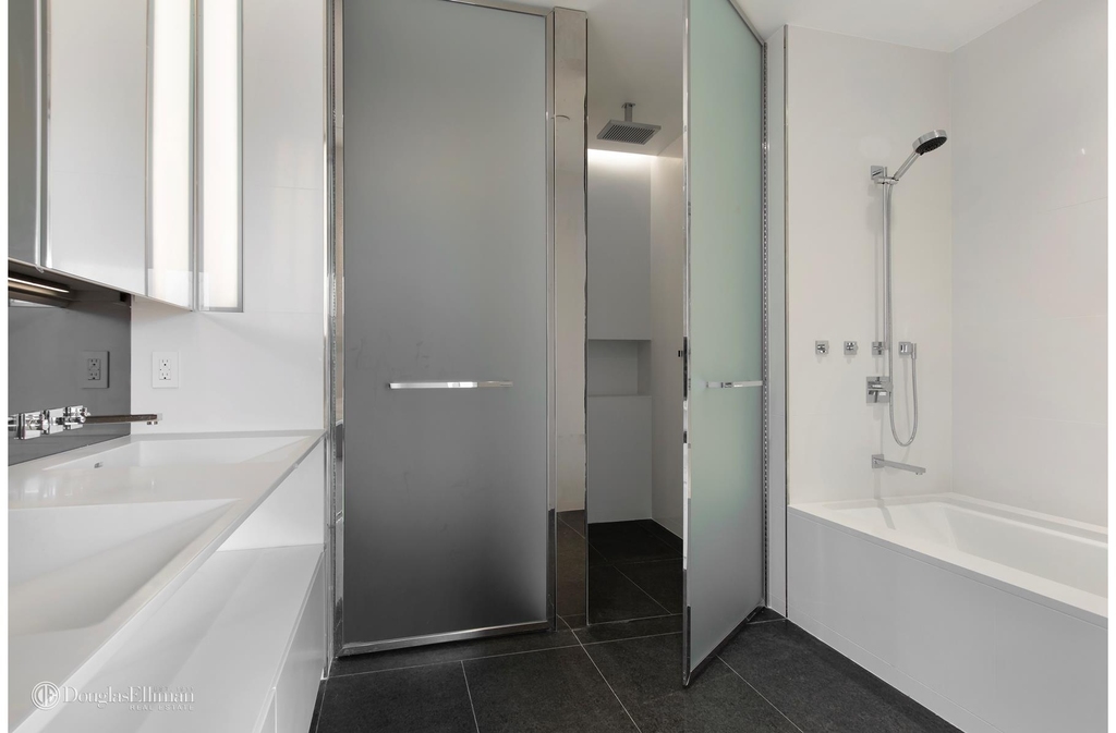 551 W 21st St - Photo 6