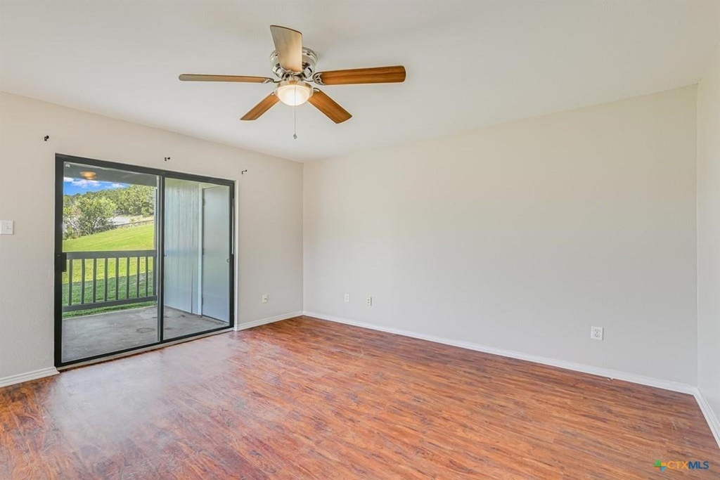 3600 Fm 2673 - Photo 13