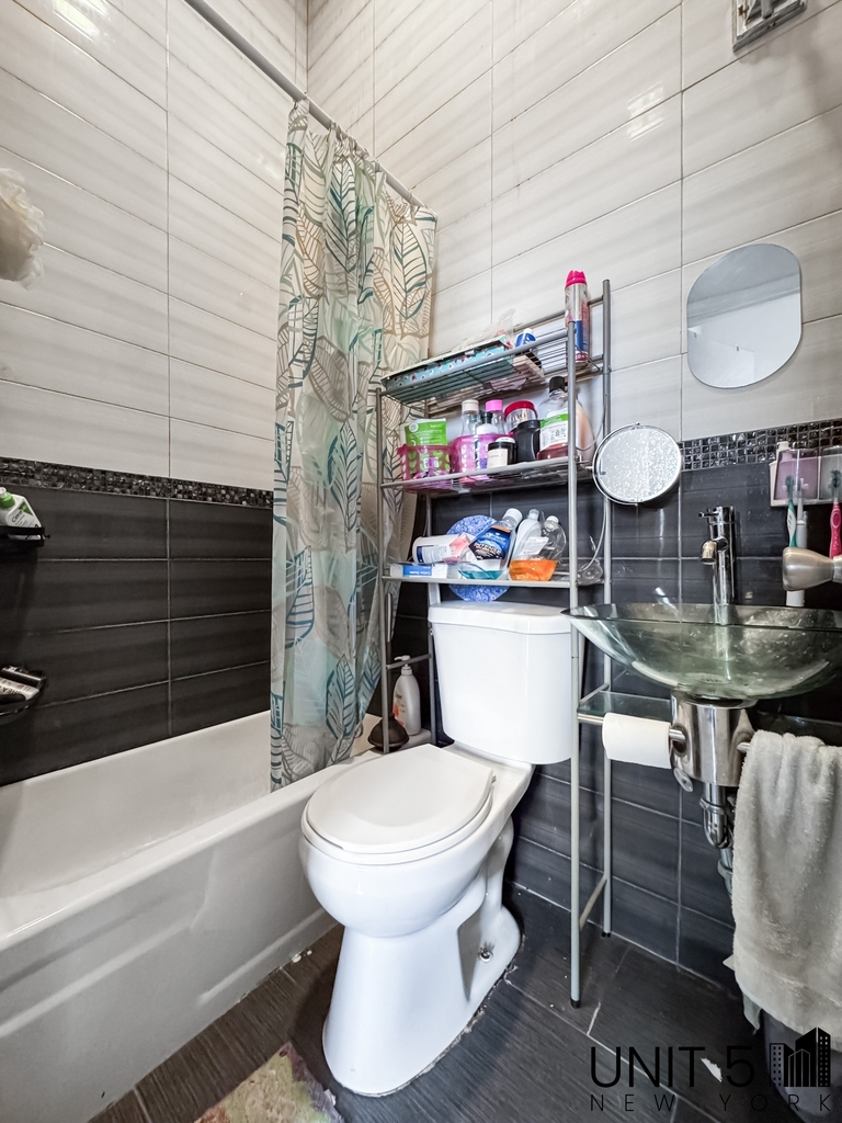 438 Wilson Avenue - Photo 8