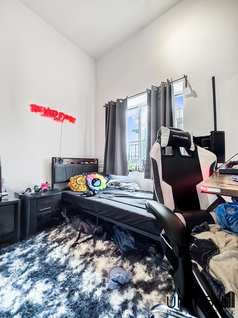 438 Wilson Avenue - Photo 6
