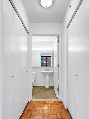 1500 Lexington Avenue - Photo 4