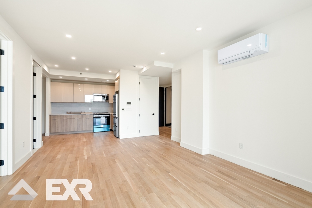 1946 Ocean Avenue - Photo 2