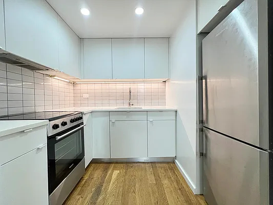 235 Malcolm X Boulevard - Photo 1