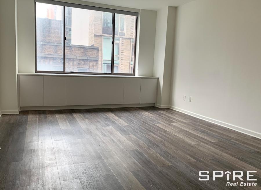 West 43rd Street - Photo 6